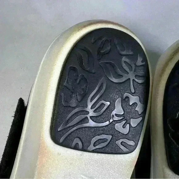 Lightly used  TRAQ BY ALEGRIA "QIN" WOMENS SMART WALKING SHOES BLACK - Picture 7 of 13